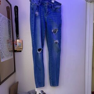 Soho Distressed Ankle Jeans in Blue
